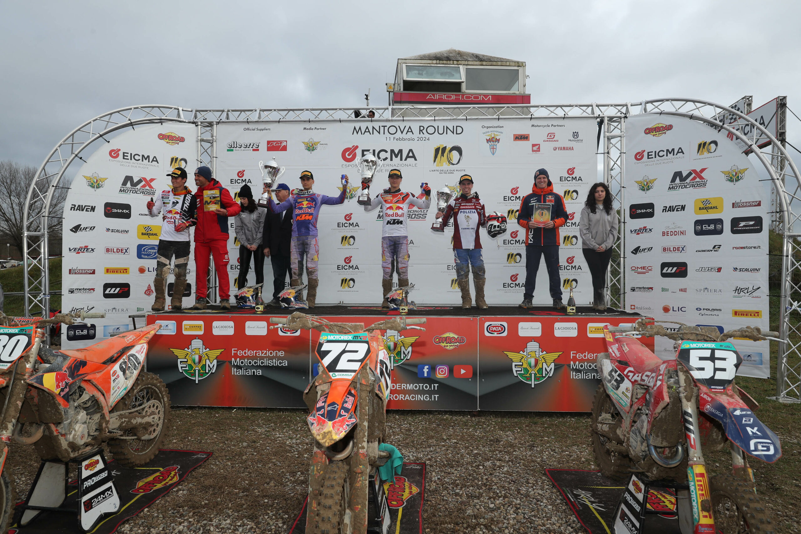 Il podio della MX2 a Mantova