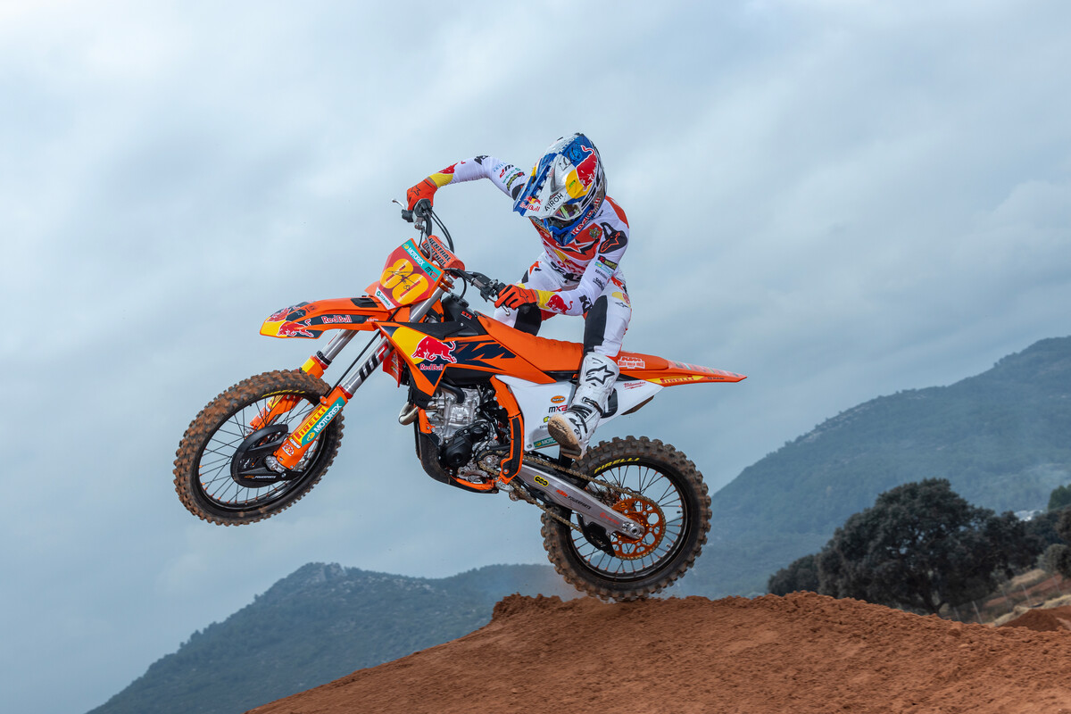 KTM 250 SXF ADAMO EDITION 2025 LA MOTO DEL CAMPIONE DEL MONDO! MXReport