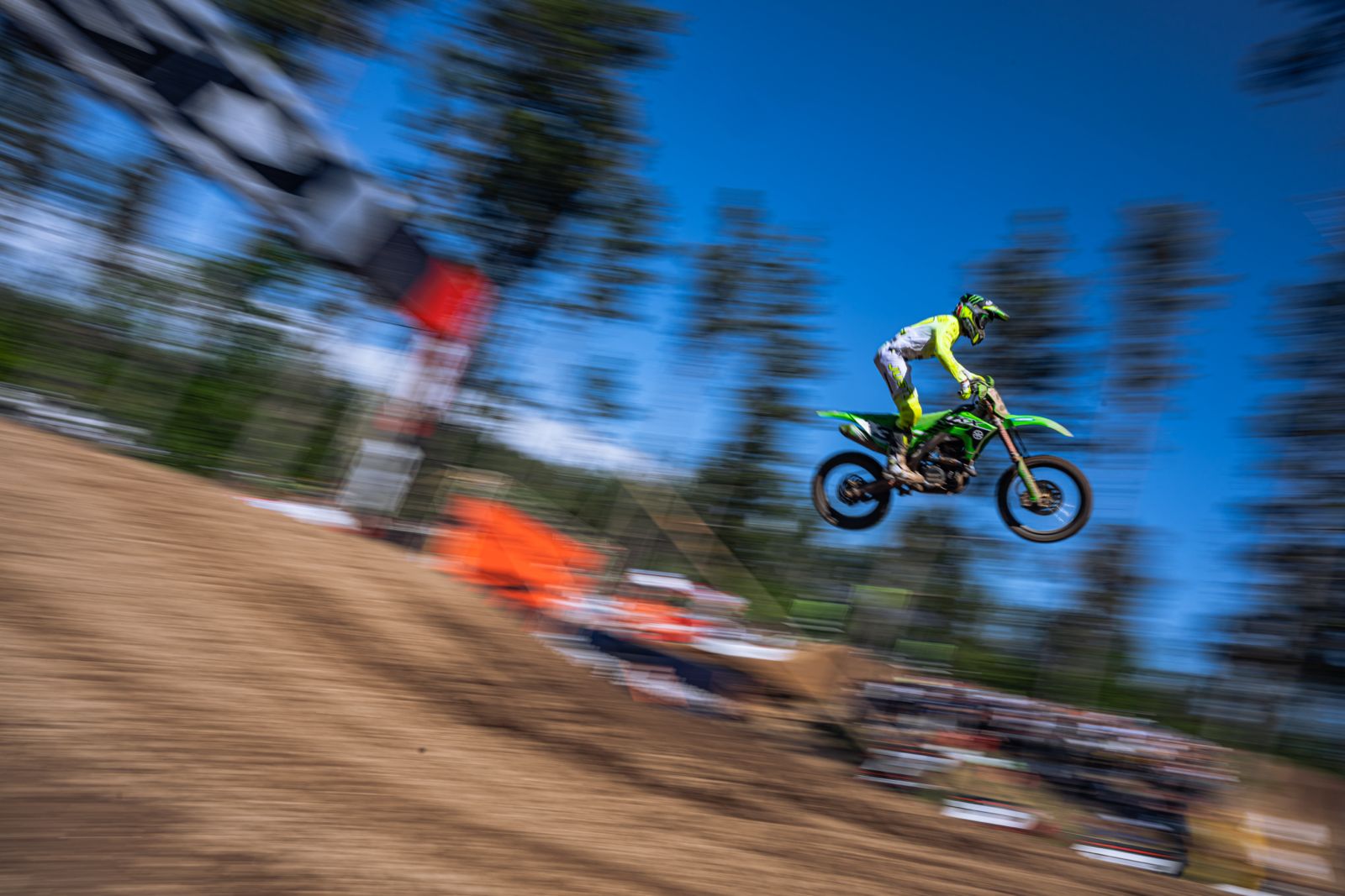 Romain Febvre è salito sul podio, secondo e quarto i suoi parziali