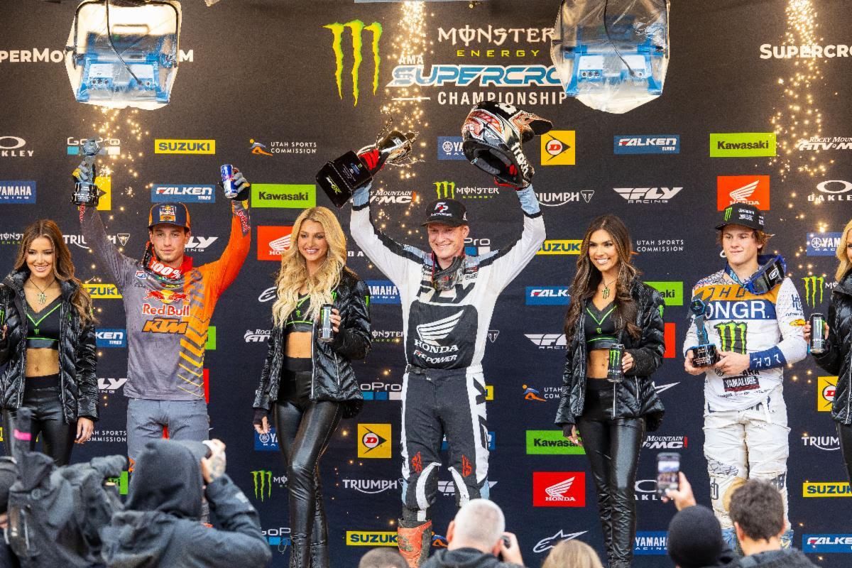 il podio 250SX del supercross di Philadelphia 