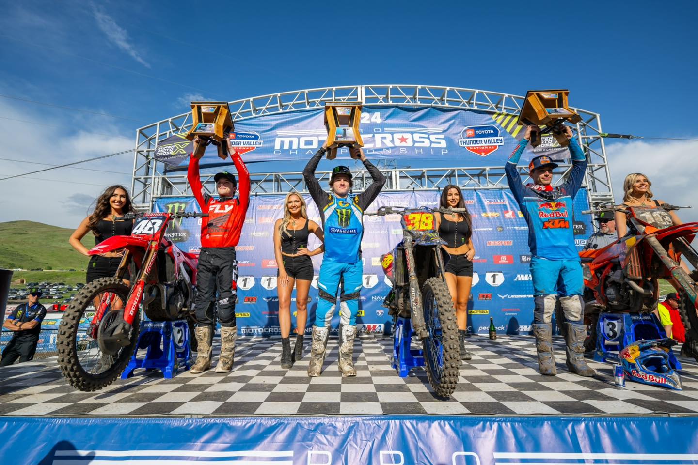 pro motocross round 3 podio 250