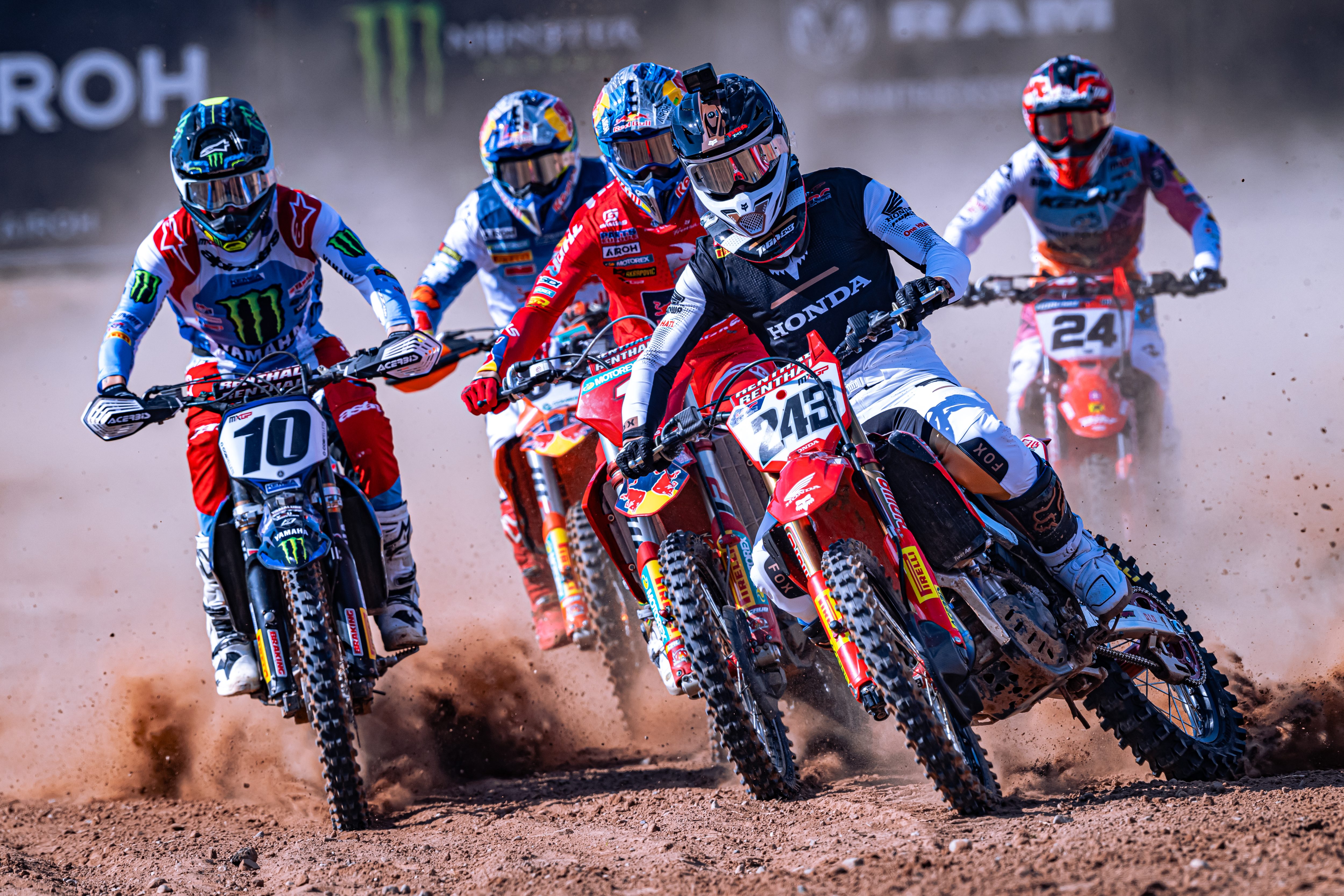 partenza qualifying race MXGP Lettonia