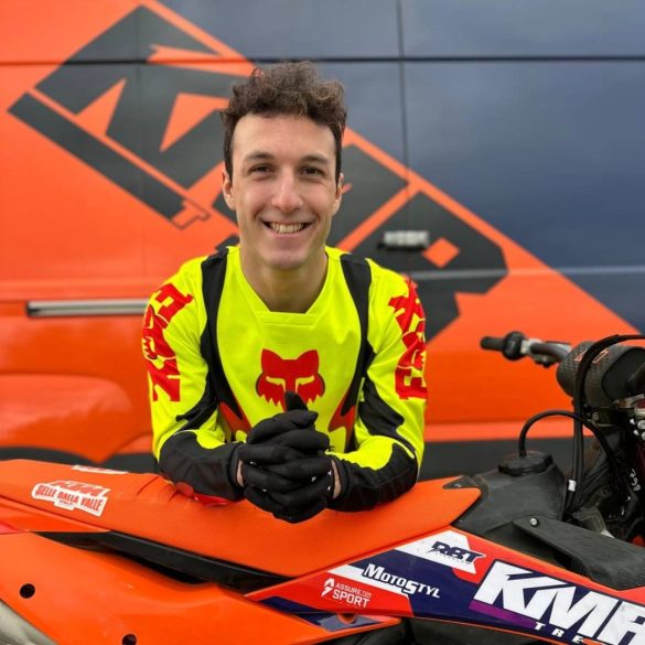 MATTEO RUSSI NEL 2025 COL TEAM FRANCESE KMR TREIZE KTM - MXReport
