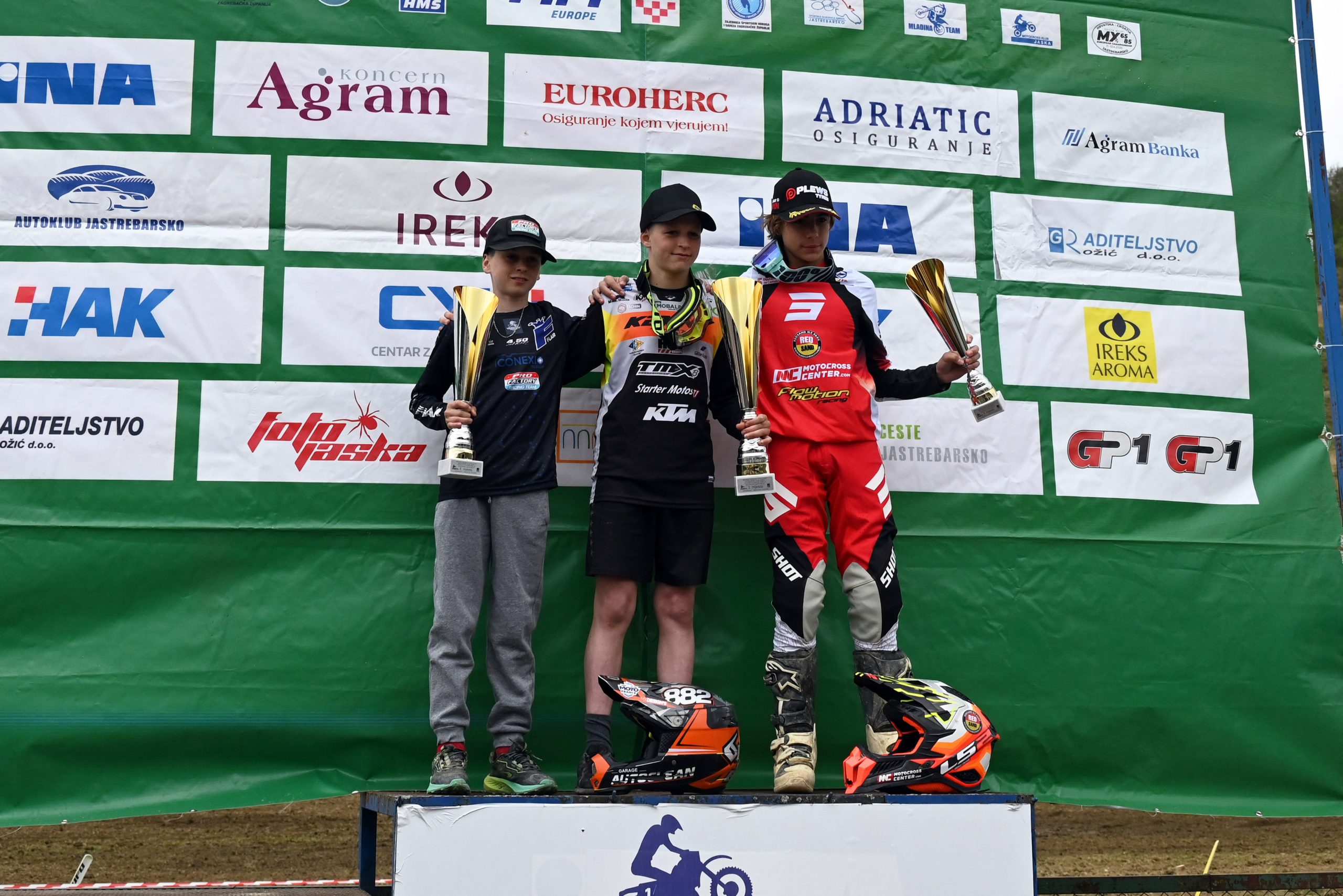 podio EMX85 Mladina