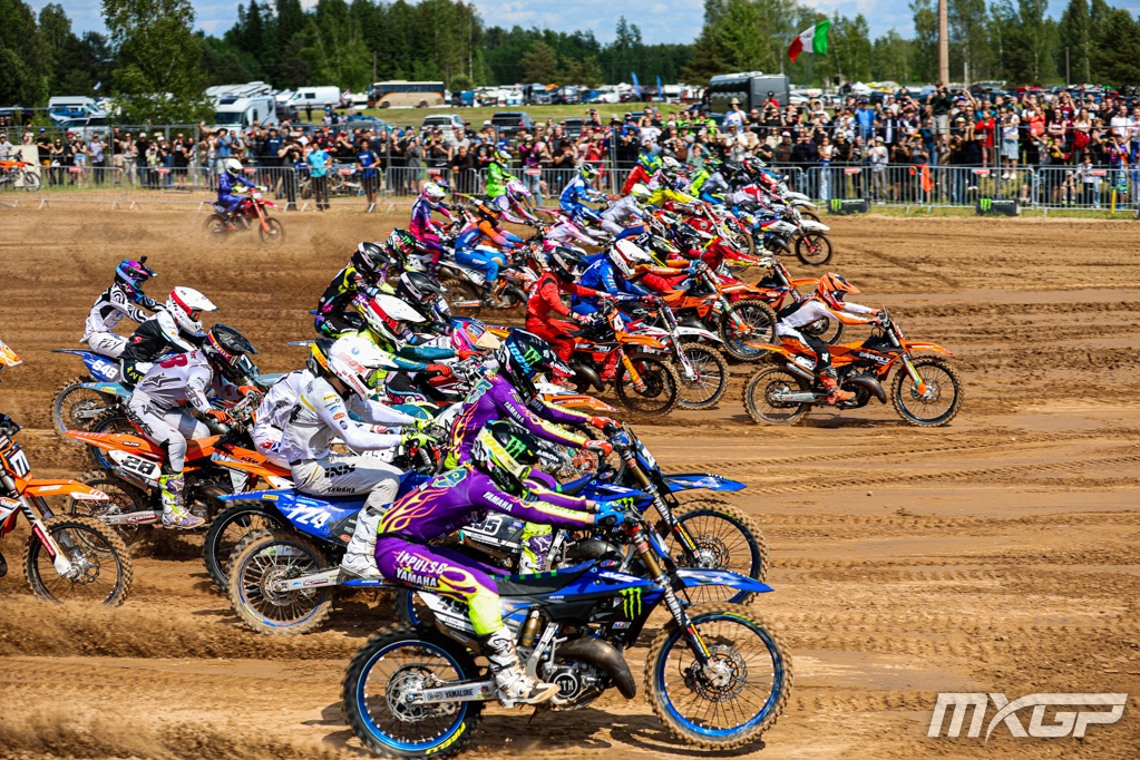 Start gara-1 EMX125 GP Lettonia