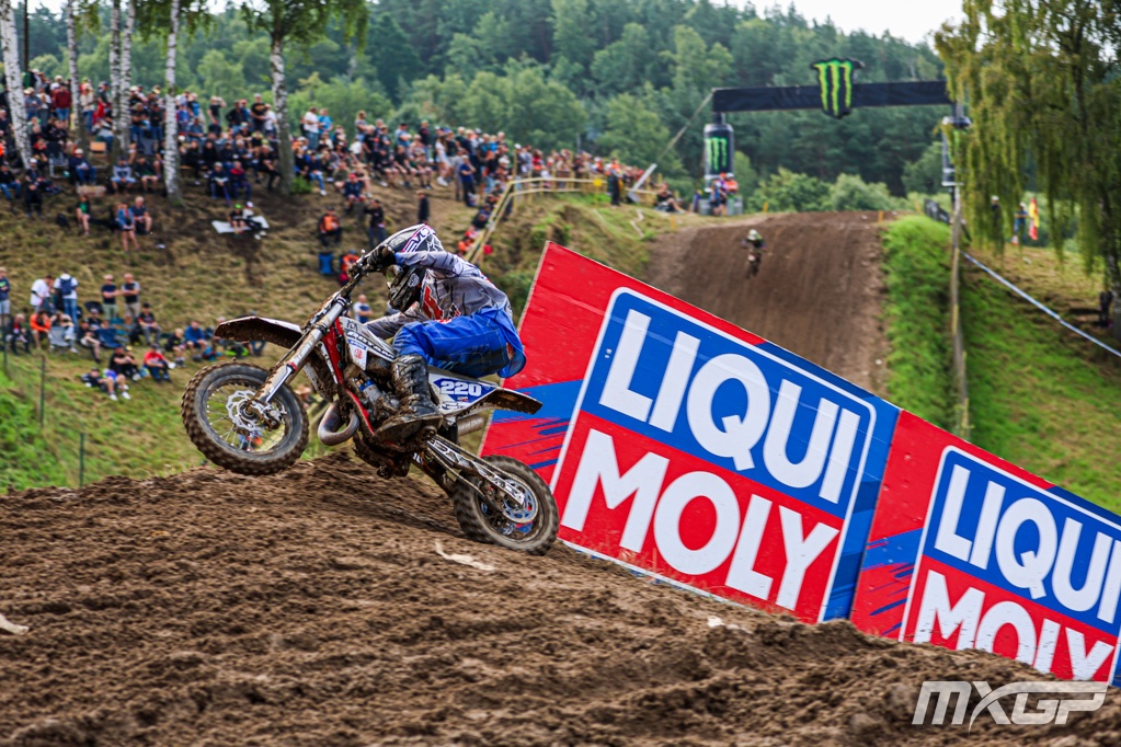 Secondo assoluto un altro francese, Liam Morette