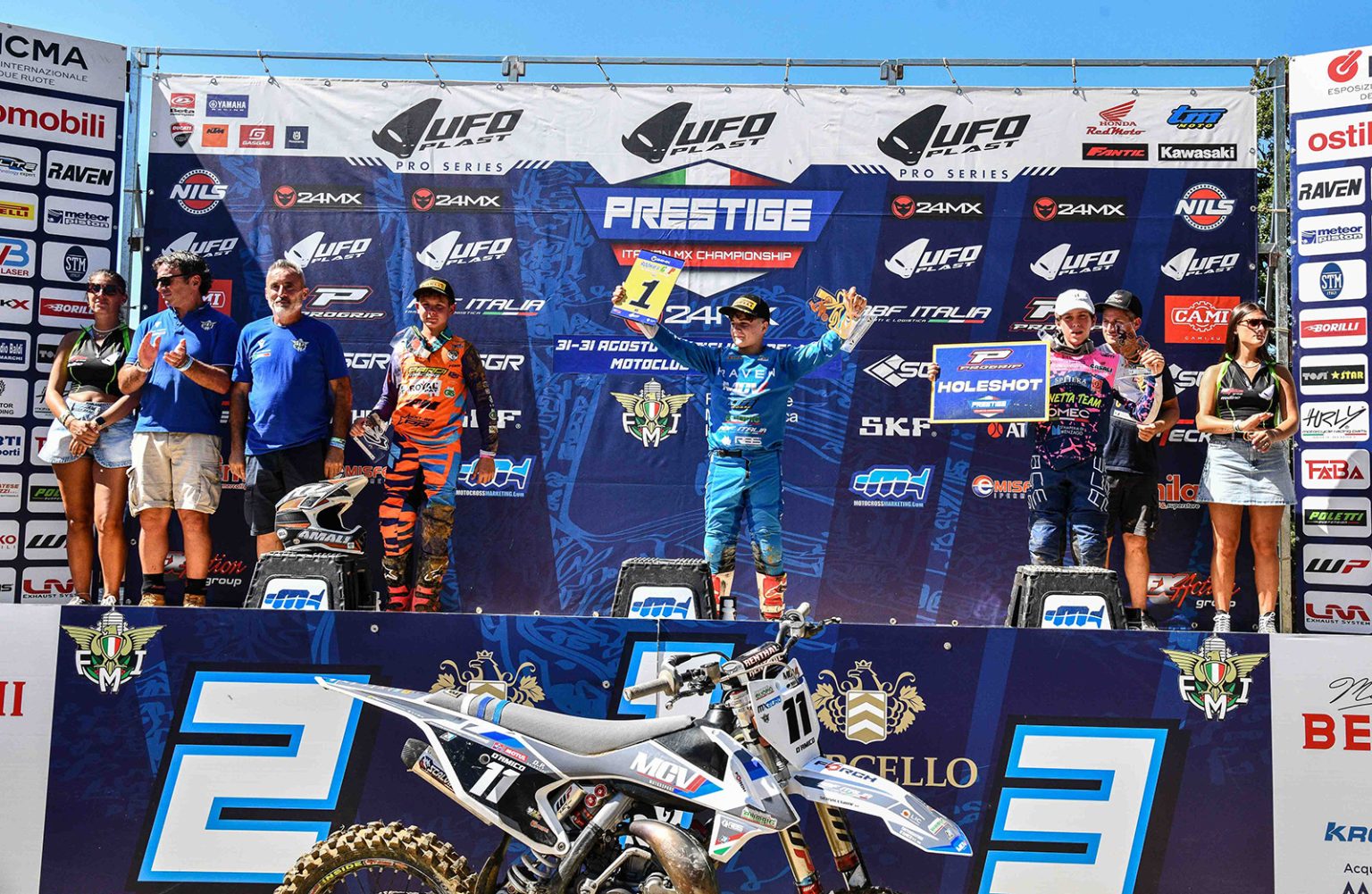 Il podio della Rookies cup 85 - ph. Mxreport