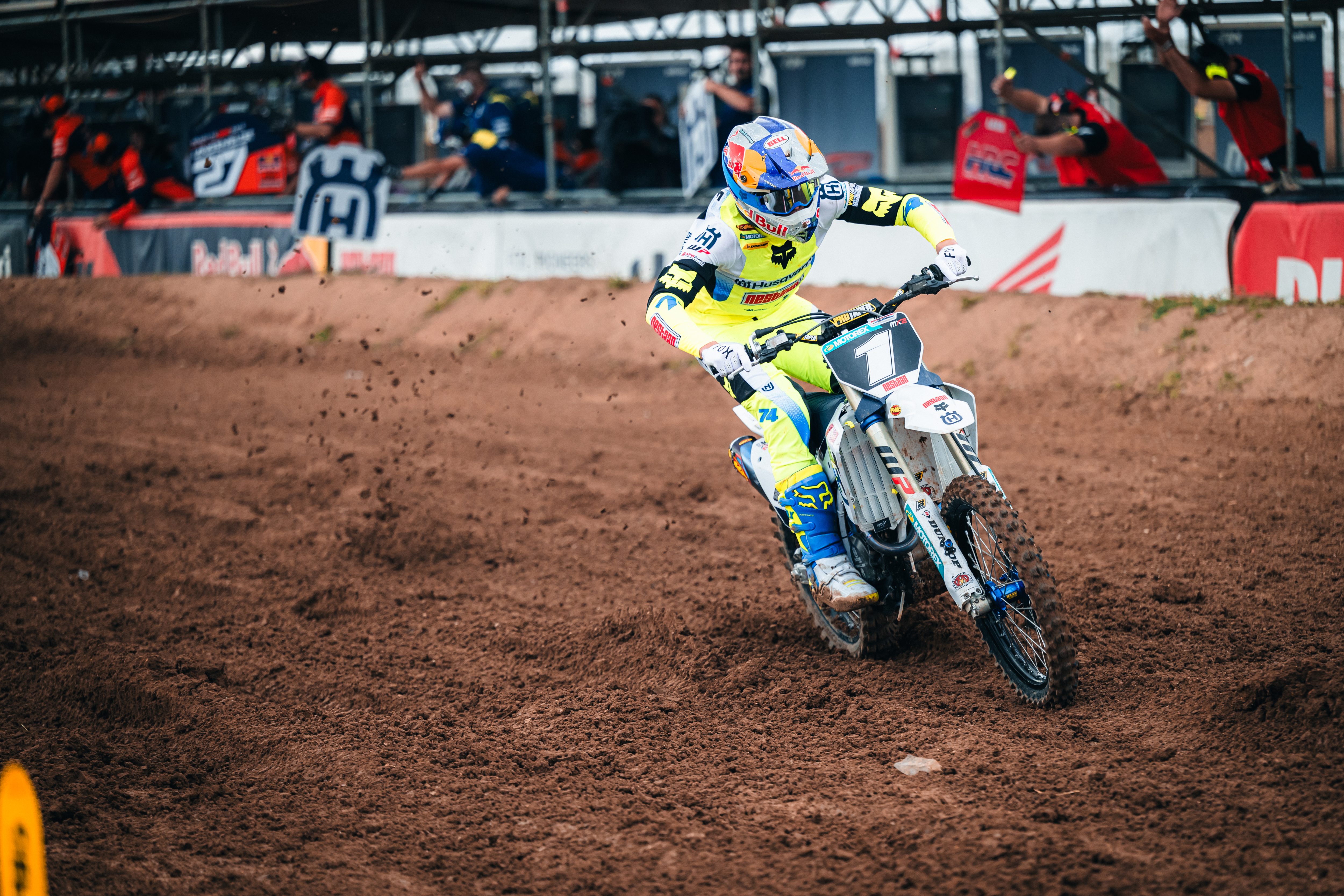 Kay De Wolf rimane secondo a soli 12 punti dalla vetta della MX2