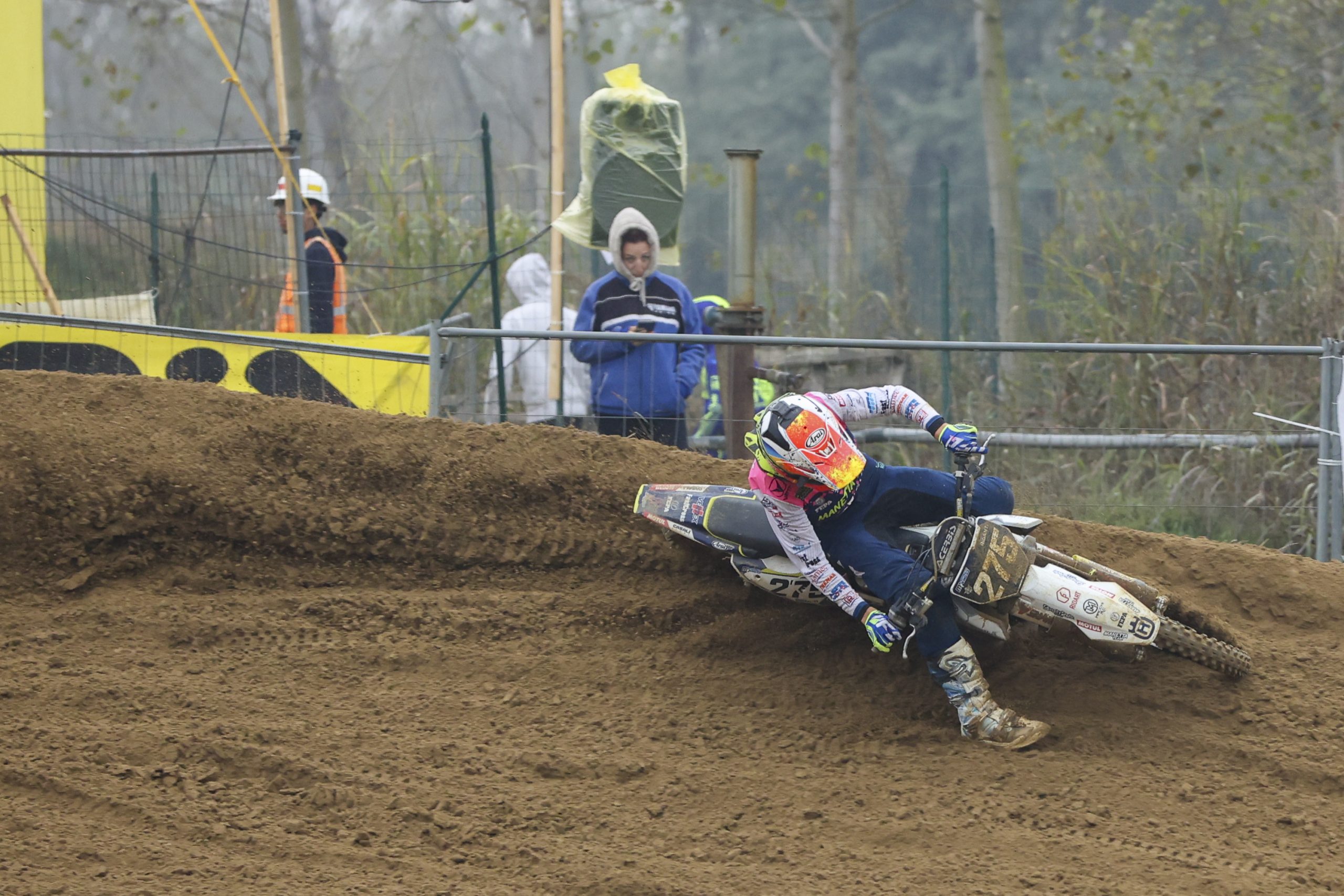 Una bella foto in curva di Edoardo Riganti autore di grandi rimonte a Ottobiano.