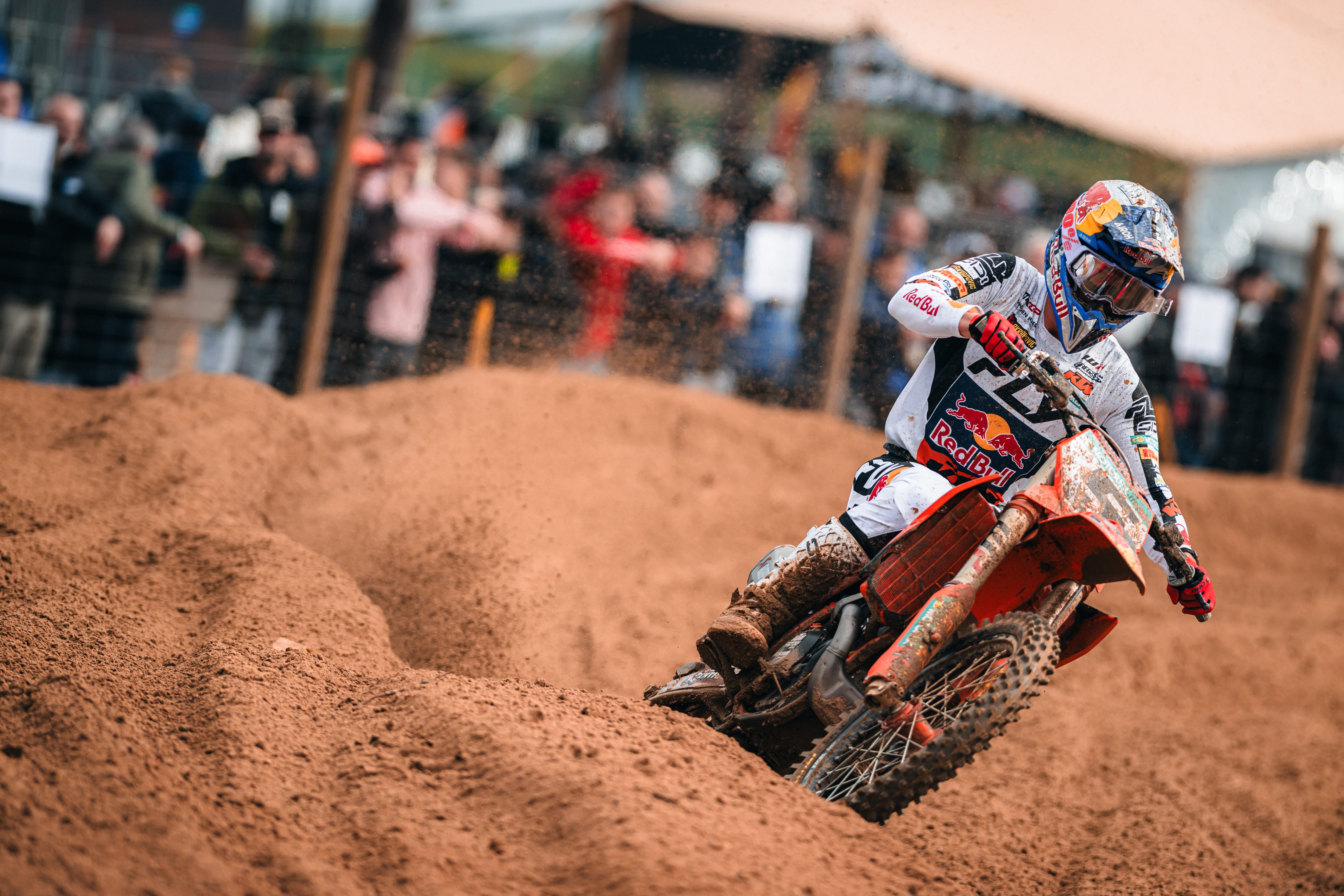 Lucas Coenen #5 primo nella manche di qualifica in Andalusia