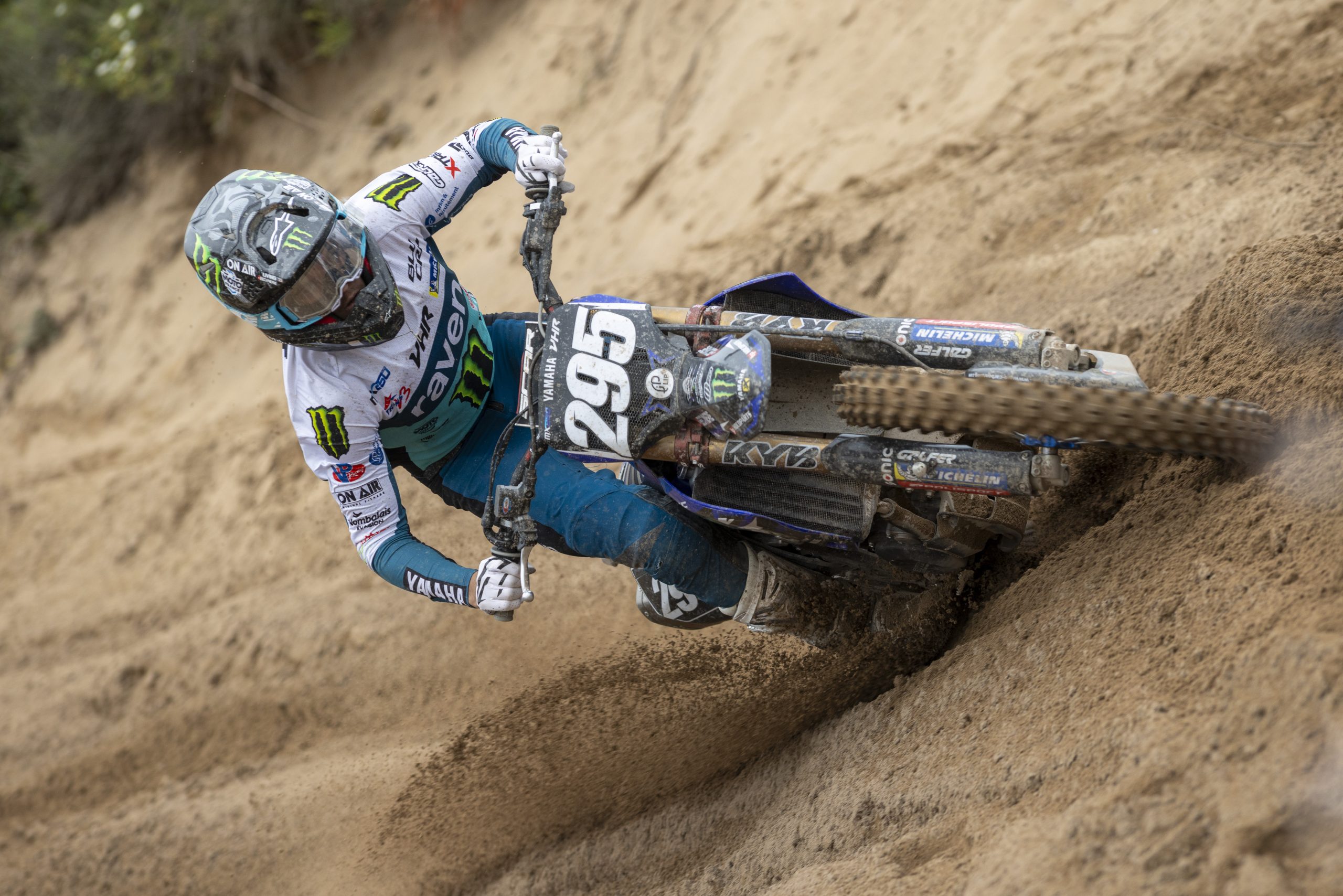 Mano Faure veloce, ma sempre incline all'errore