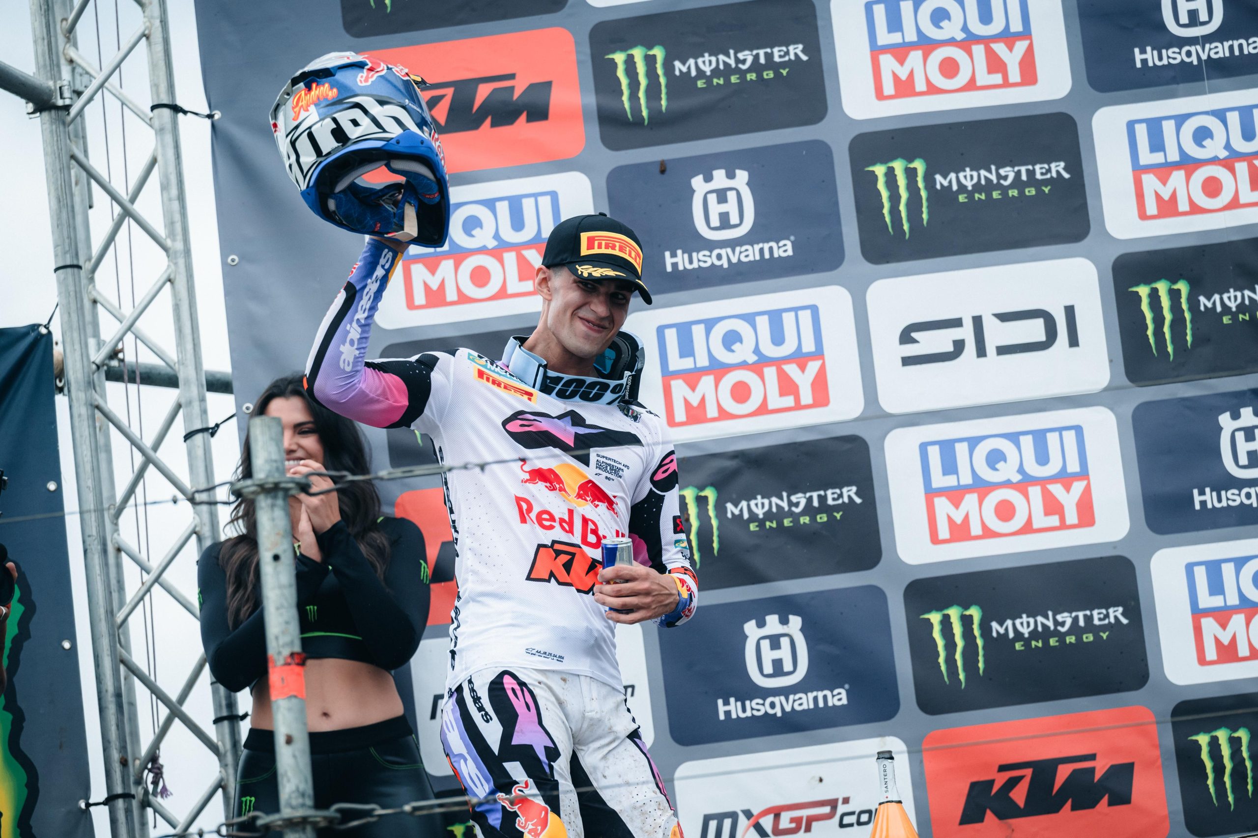 Andrea Adamo sul podio MXGP!