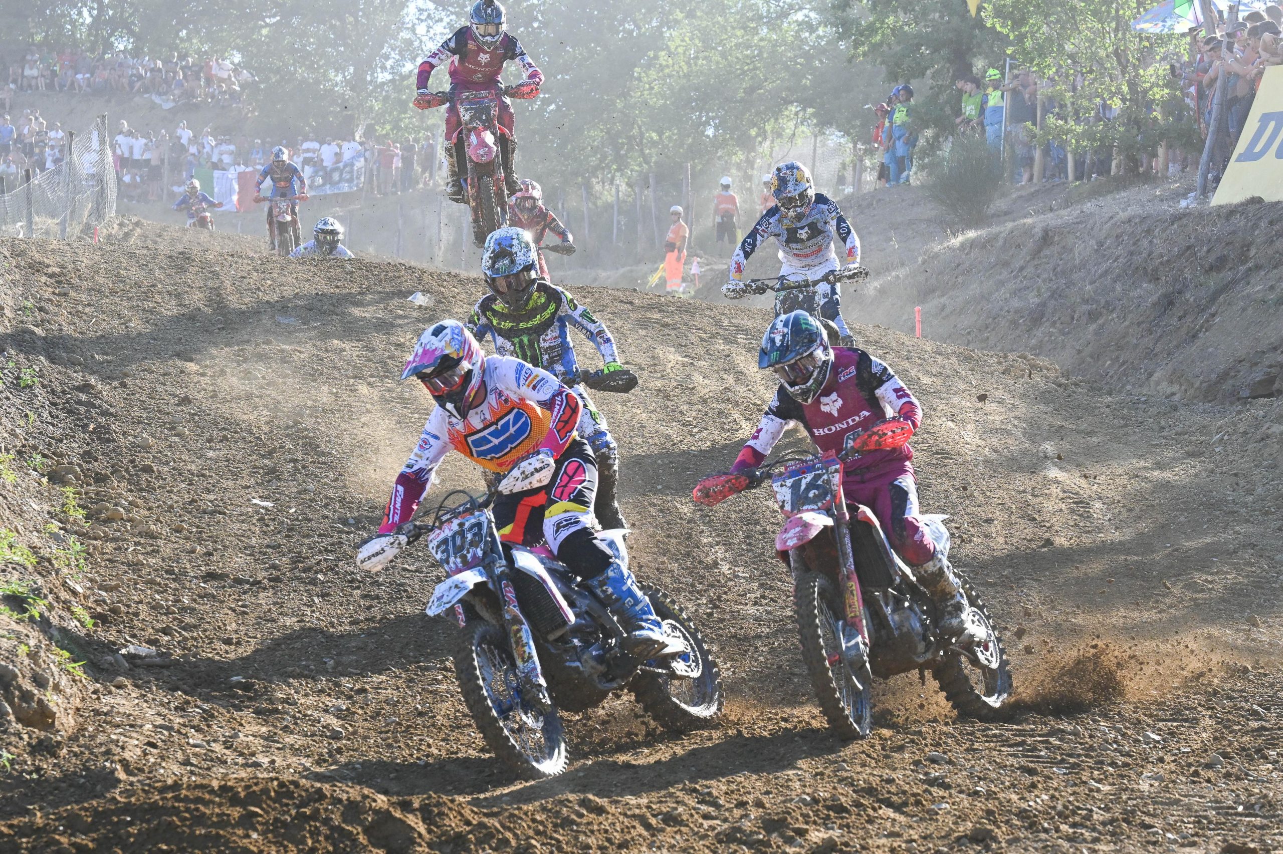 L'avvio della manche MXGP con Forato tra i primi