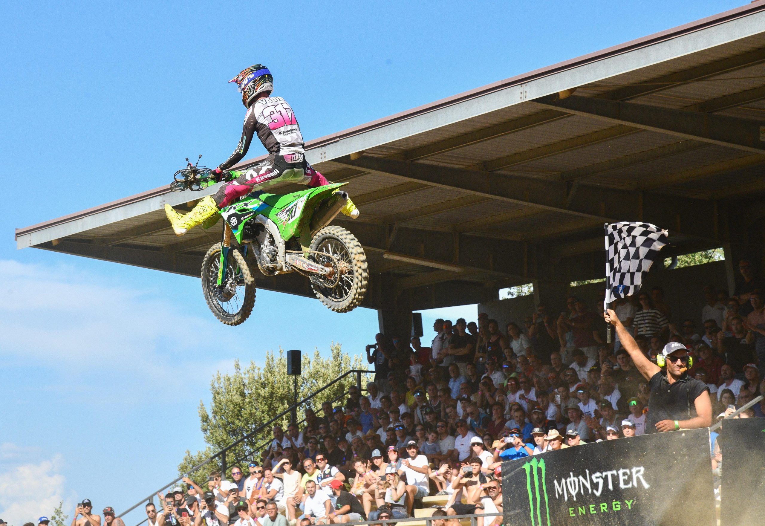Mathis Valin ha dominato la qualifica MX2