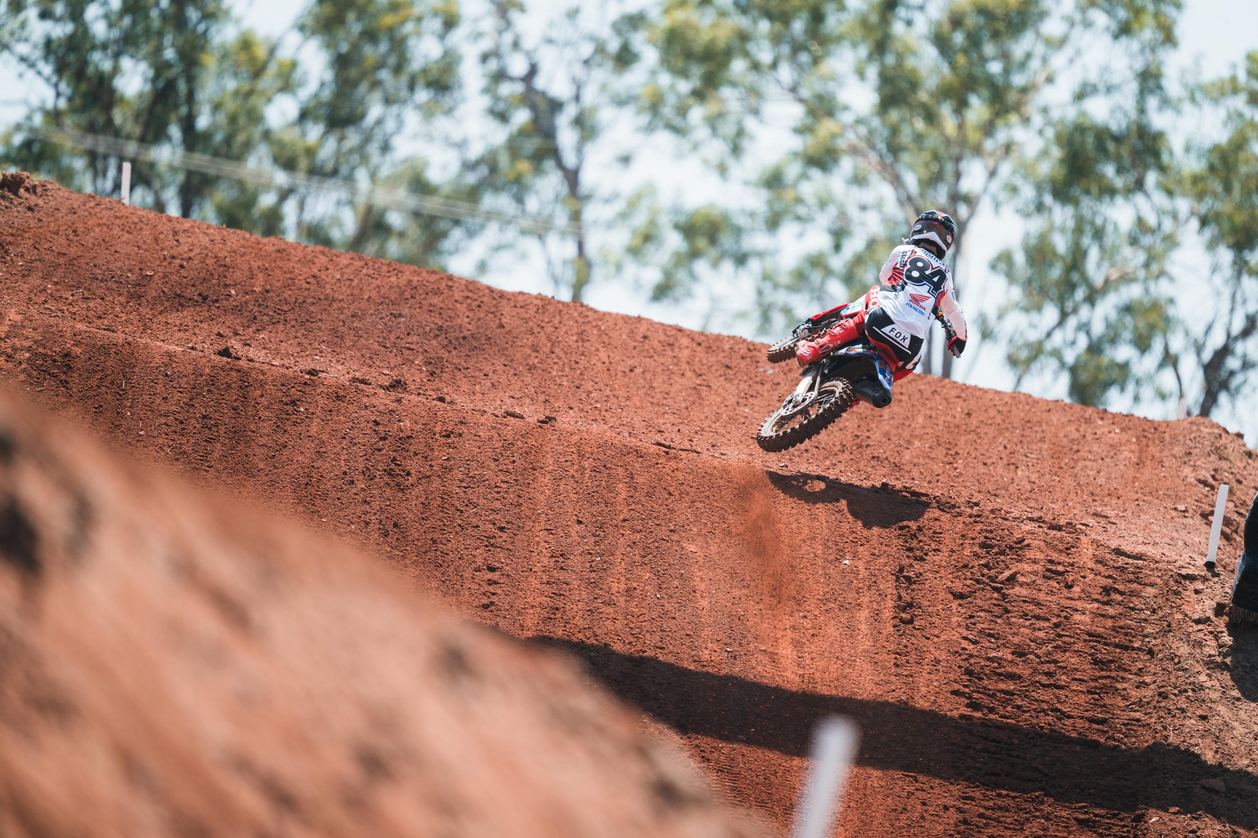 Herlings ha recuperato da una brutta partenza fino al terzo posto