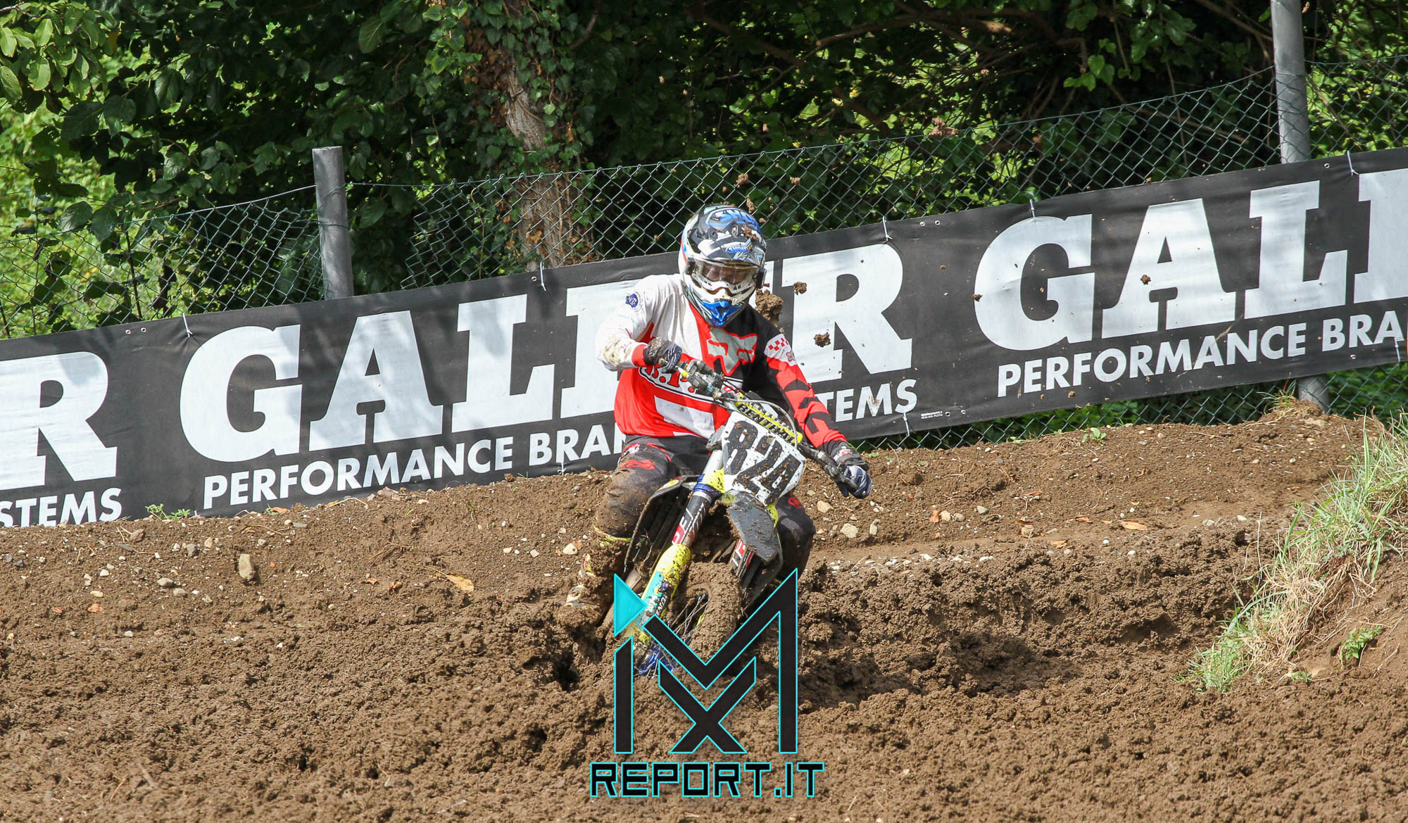 FaraSenior190921-1001