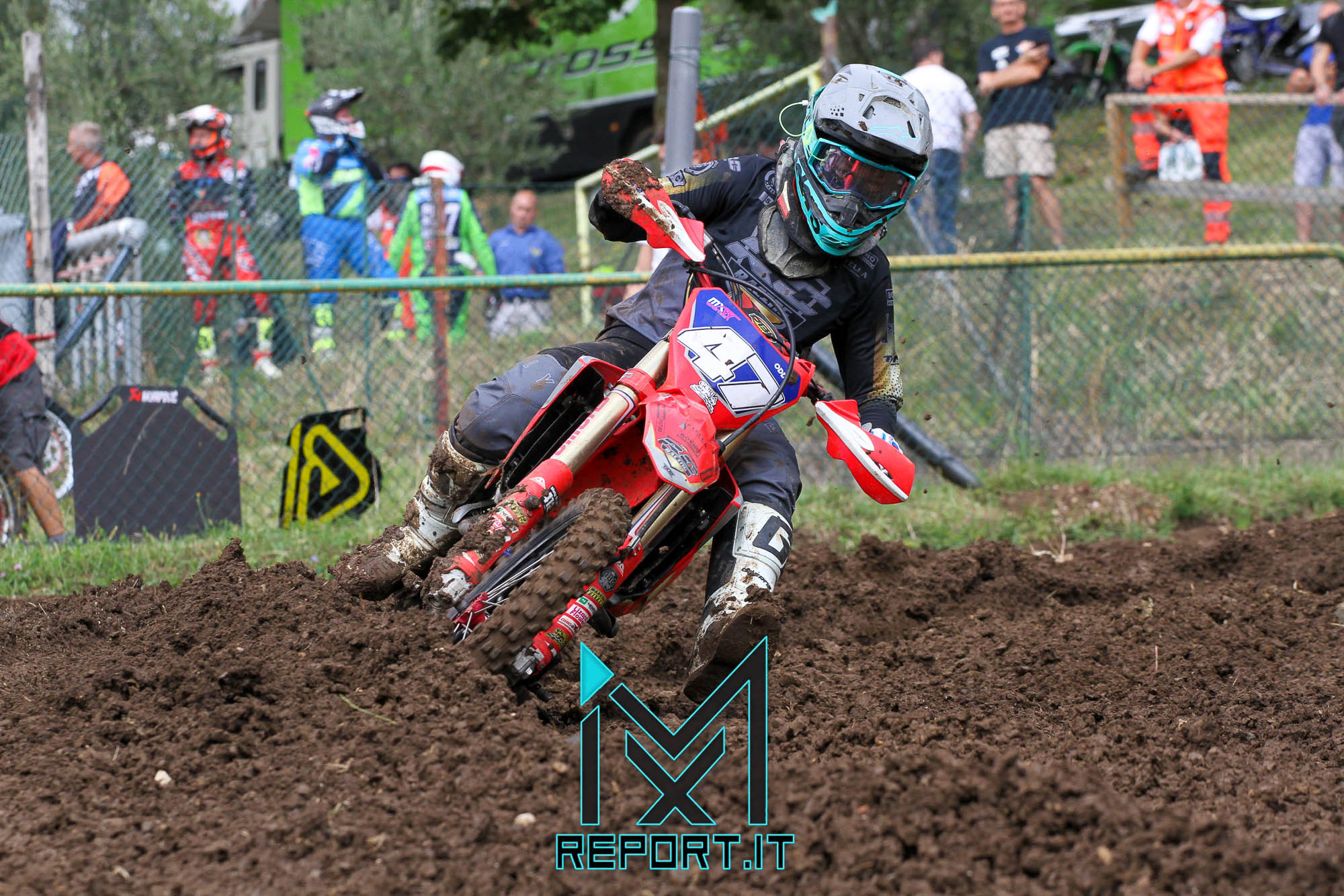 FaraSenior190921-1026