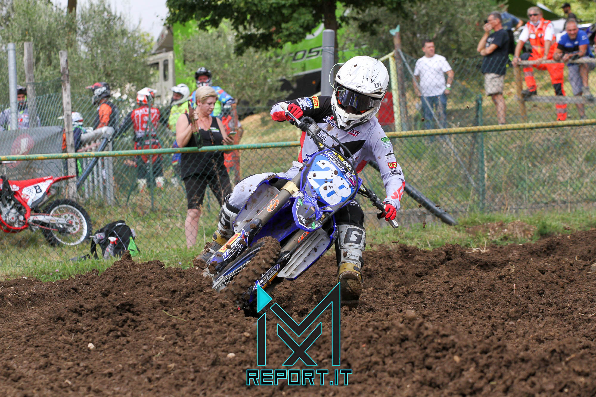 FaraSenior190921-1027