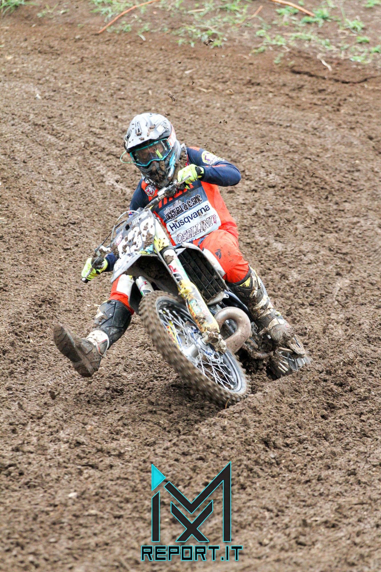 FaraSenior190921-1094